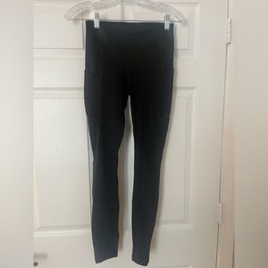 Lululemon leggings with pockets size 4